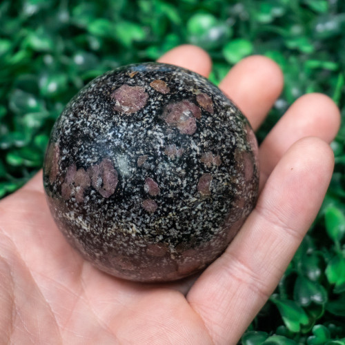 Medium Spinel in Matrix Sphere