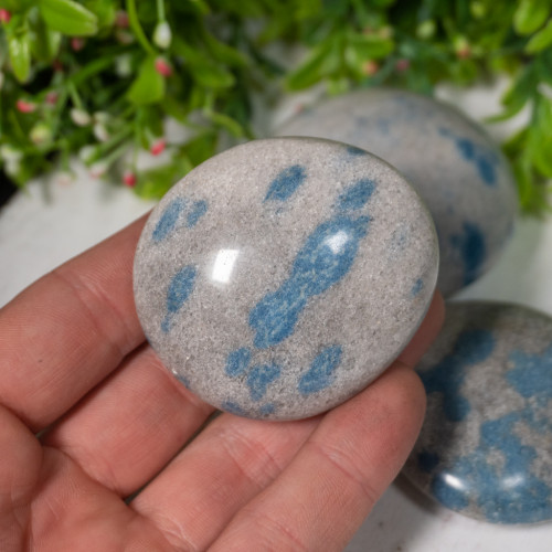 Dumortierite in Quartz Palmstone