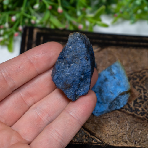 Raw Dumortierite in Quartz