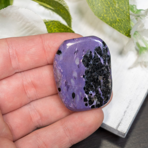 Charoite Palmstone #8