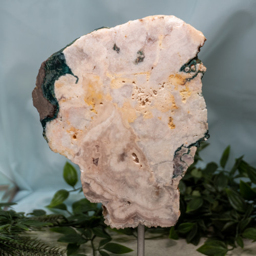 Pink Amethyst w Stand #4