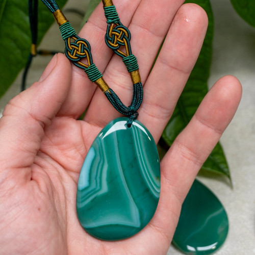 Randon Dyed Green Agate Polished Slice Necklace