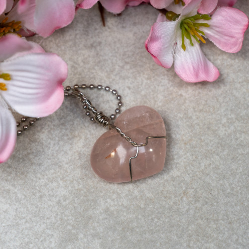 Rose Quartz Polished Heart Silver Necklace