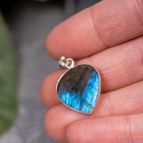 Labradorite Pendant #8