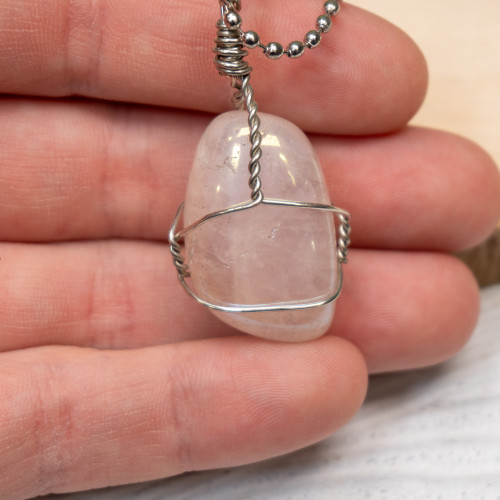 Aura Rose Quartz Necklace #1