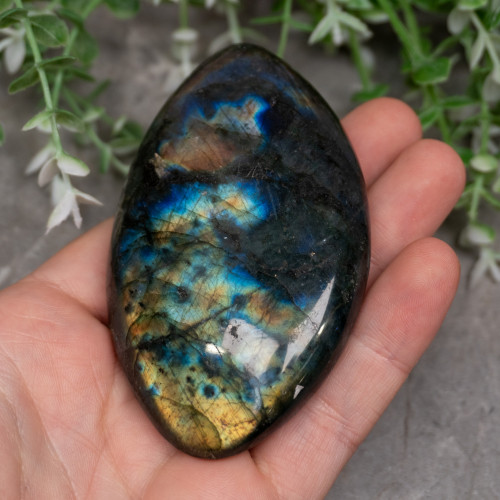 High Flash Labradorite Palmstone #3