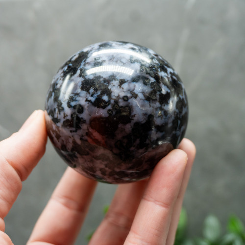 Mystic Merlinite Sphere Medium