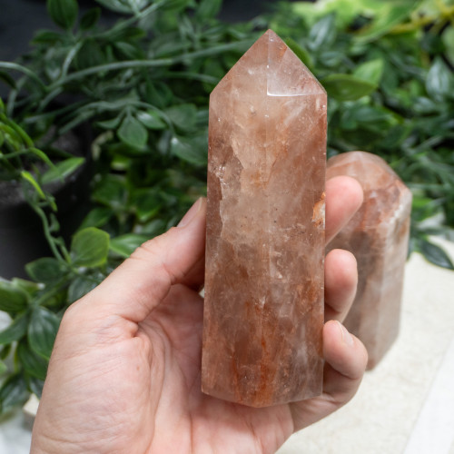 Red Quartz Medium Tower Random