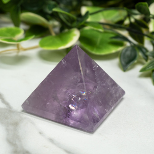 Amethyst Pyramid Medium Random