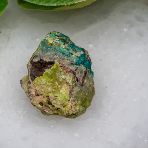 Mimetite with Dioptase #1