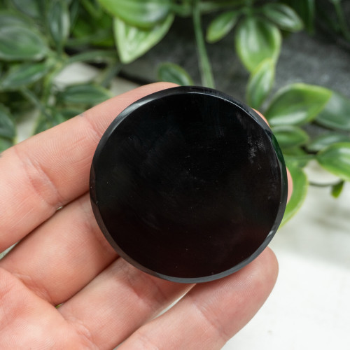 Obsidian Circle Plate