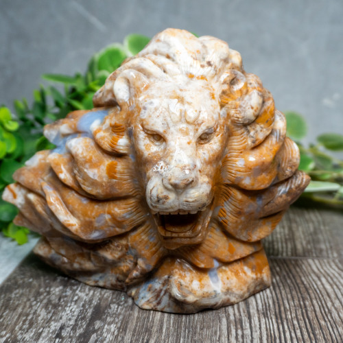 Chalcedony & Agate Lion Carving #4