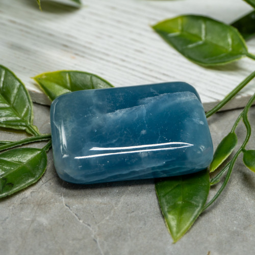 Blue Onyx Palmstone #4