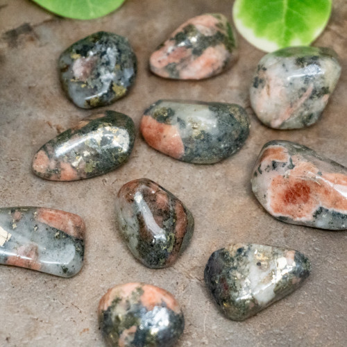 Triplite, Wagnerite, Pyrite in Quartz Tumbled