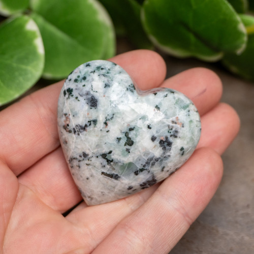 Hackmanite and Ijolite Heart