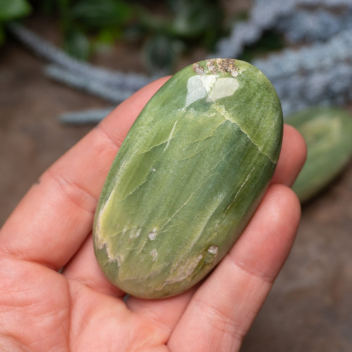 Tremolite XL Palmstone