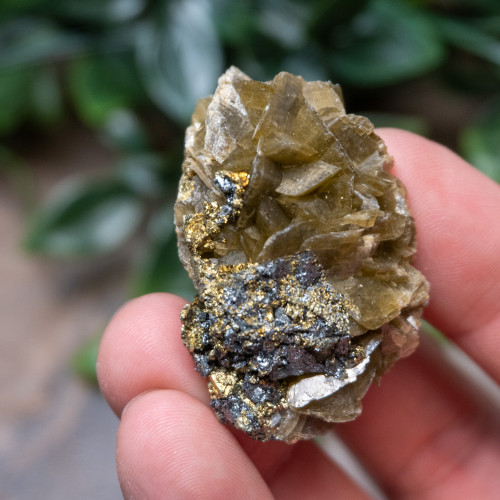 Chalcopyrite on Siderite #1