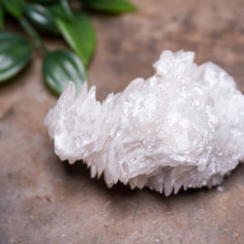 Mangano Calcite (UV Reactivte) #10