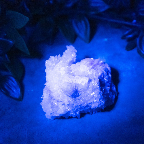 Mangano Calcite (UV Reactivte) #8