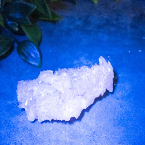 Mangano Calcite (UV Reactivte) #5