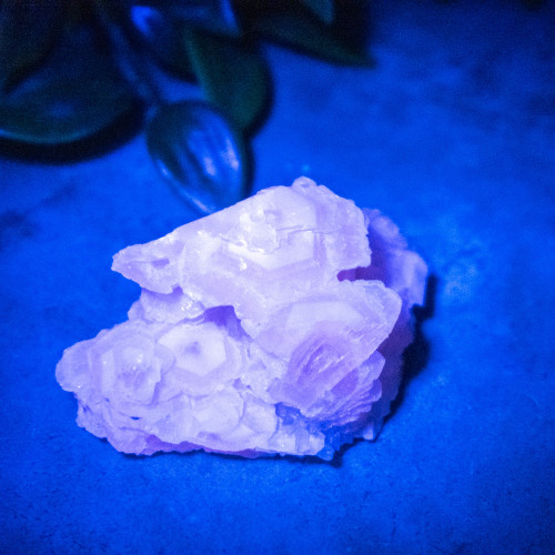 Mangano Calcite (UV Reactivte) #3