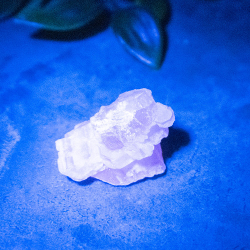 Mangano Calcite (UV Reactivte) #2