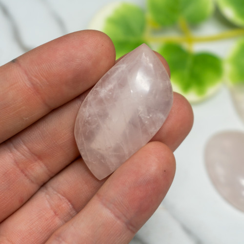 Small Rose Quartz Cabachon Random