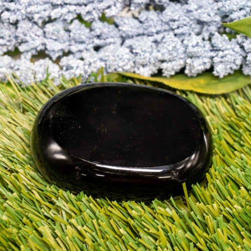 Obsidian Large Palmstone