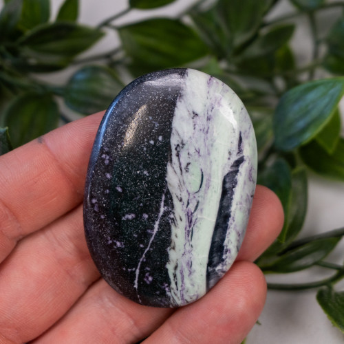 Kammererite Palmstone #3