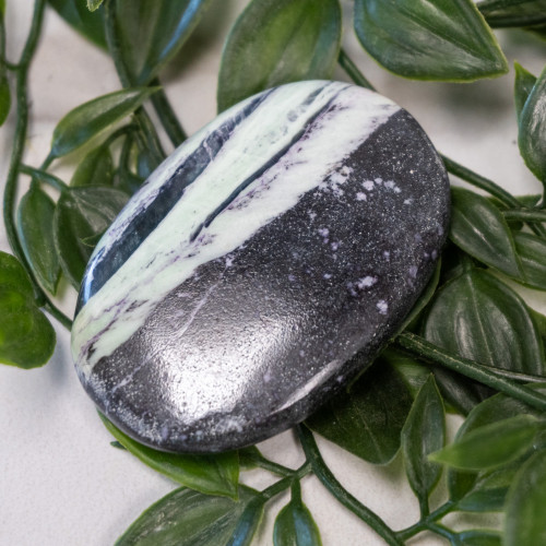 Kammererite Palmstone #3