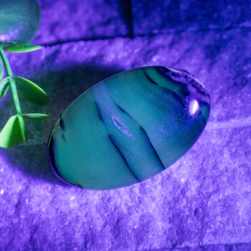 Volcano Agate (UV Reactive) Palmstone #17