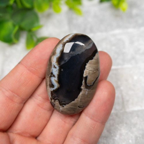 Volcano Agate (UV Reactive) Palmstone #15