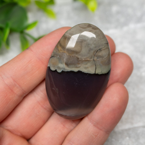 Volcano Agate (UV Reactive) Palmstone #14
