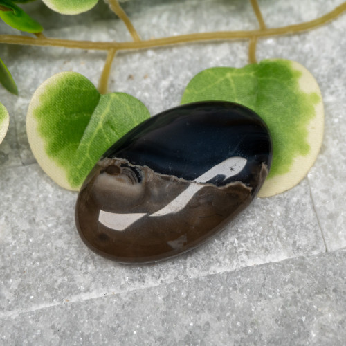 Volcano Agate (UV Reactive) Palmstone #11