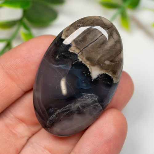 Volcano Agate (UV Reactive) Palmstone #7