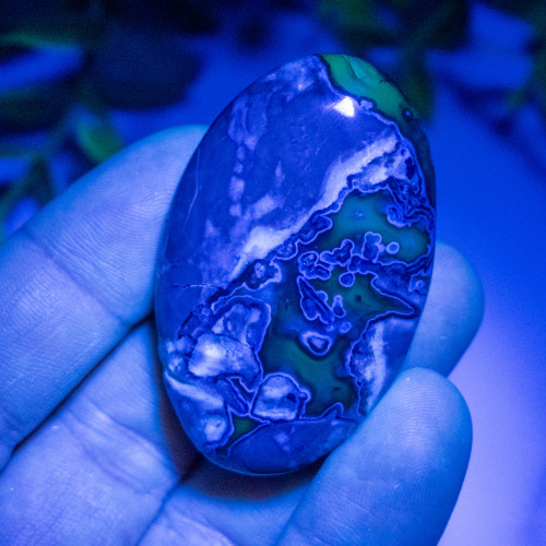 Volcano Agate (UV Reactive) Palmstone #6