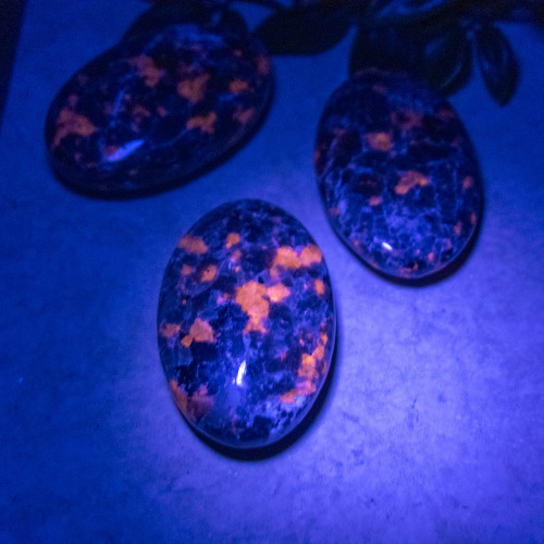 UV Sodalite Palmstone