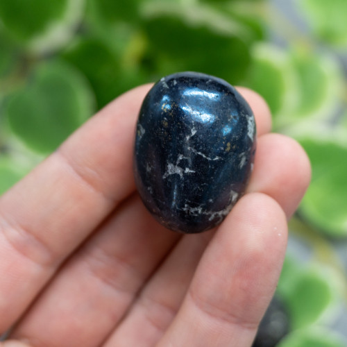 Tumbled Covellite Random