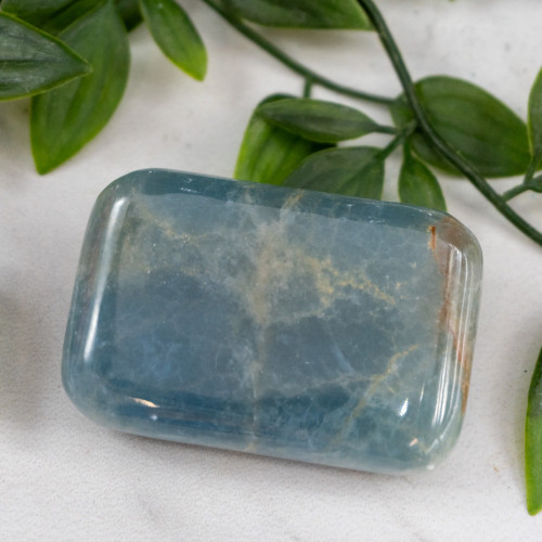 Blue Onyx Palmstone #4