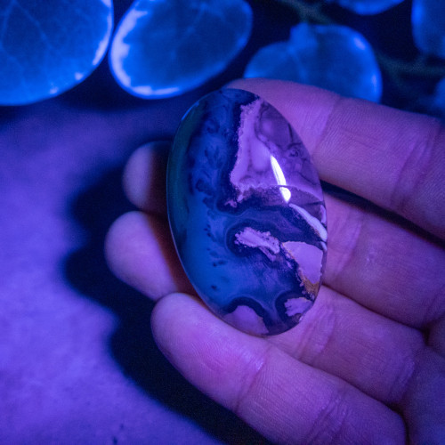 Volcano Agate Palmstone (UV Reactive) #11