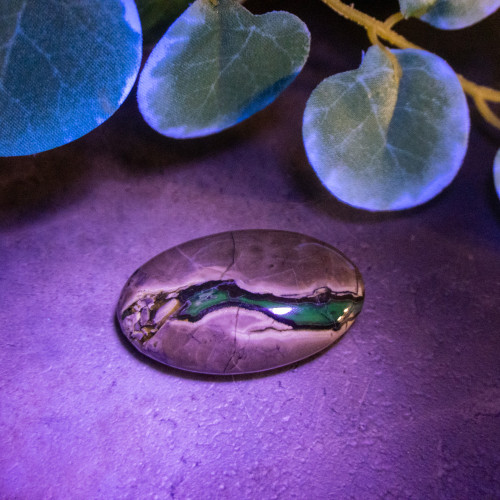 Volcano Agate Palmstone (UV Reactive) #7