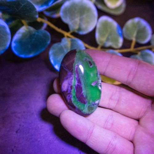 Volcano Agate Palmstone (UV Reactive) #5
