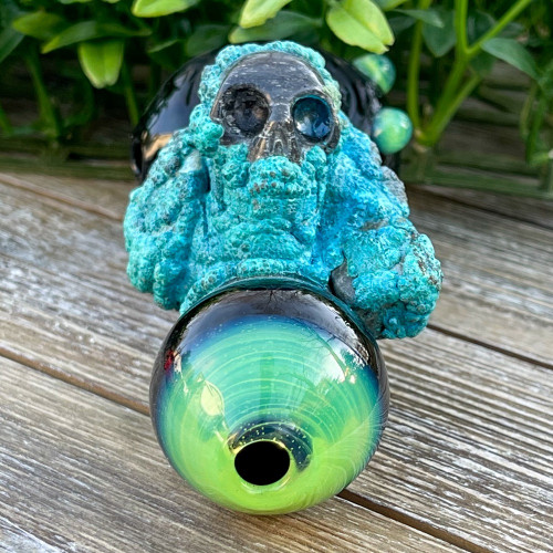 Isua Skull Glass Smoking Bowl