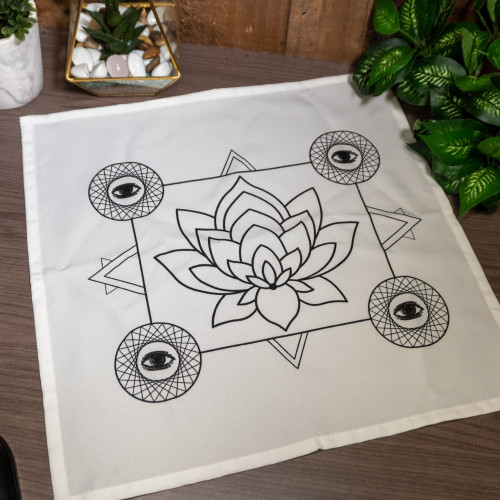 Lotus Eye Crystal Crystal Meditation Grid