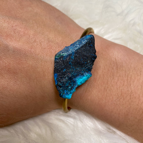 Raw Shattuckite Bracelet (Gold)