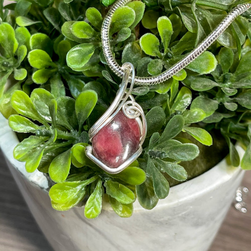 Circle Rhodonite Wire Wrap