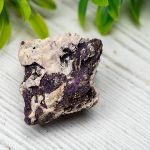 Purpurite on Quartz #3