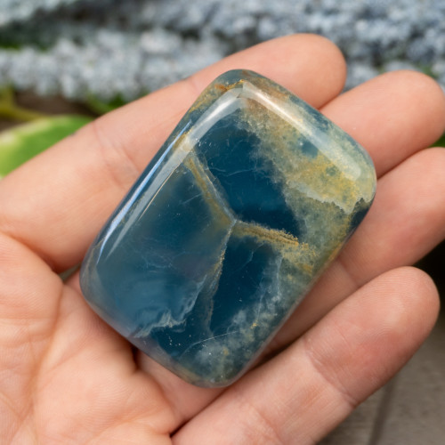 Blue Onyx Palmstone #8