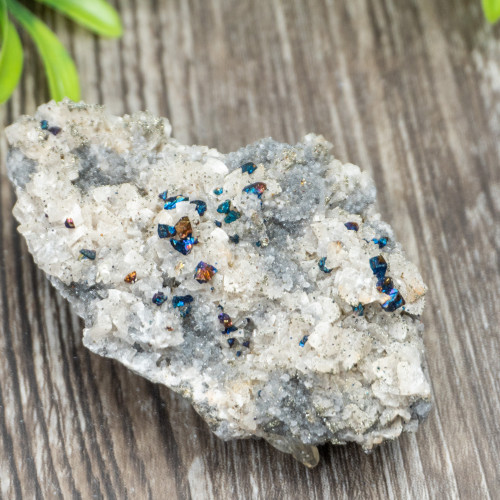Chalcopyrite on Quartz and Calcite #1