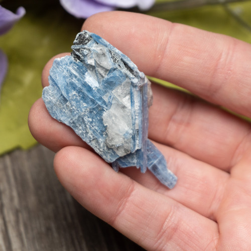 Pariba Kyanite (UV Reactive) #3
